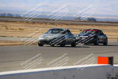 media/Nov-16-2024-CalClub SCCA (Sat) [[641f3b2761]]/Group 4/Grid and Front Straight/